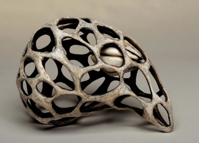 Jenni Ward ceramic sculpture | nest series