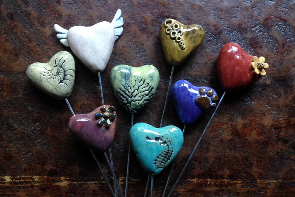 Art Heart Reminder | the dirt | Jenni Ward ceramic sculpture